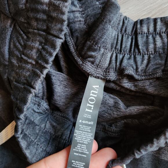 (XS) Vuori Joggers - Picture 3 of 4